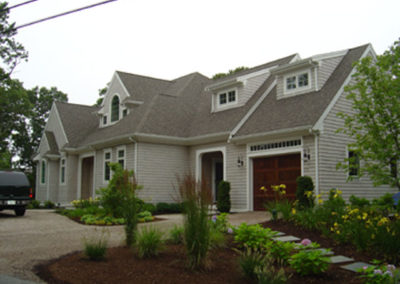 EXTENDED CONTEMPORARY CAPE